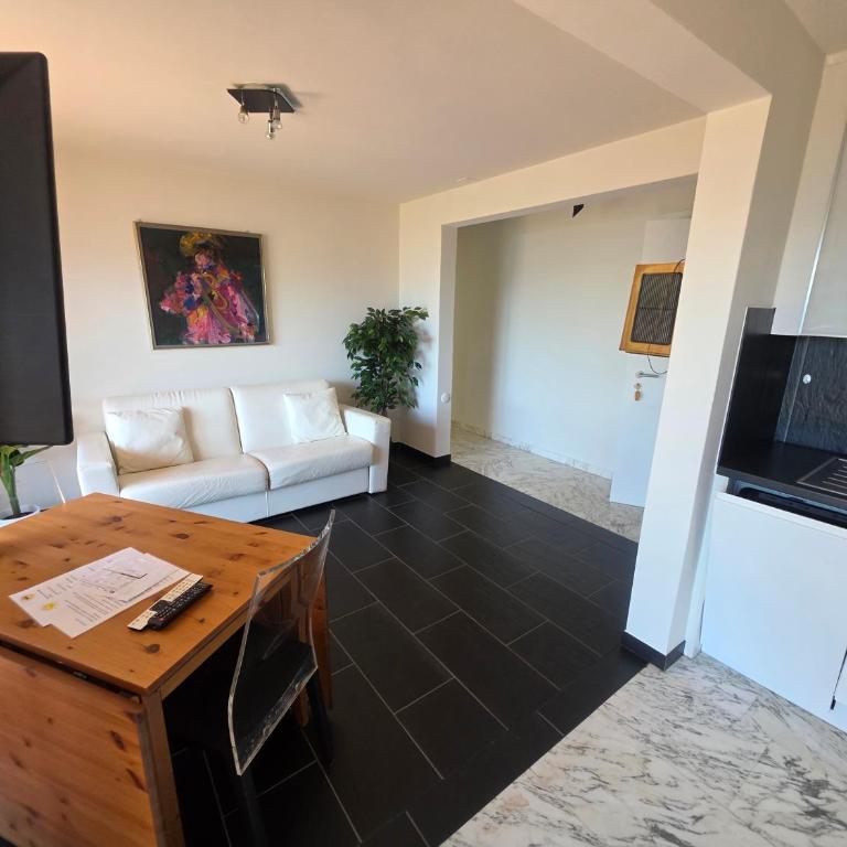 Casa Collina - Appartamento con 1 Camera da Letto e Vista Lago - 3