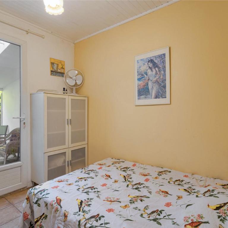 T3 Grand jardin proche mer - Deluxe-Apartment mit 2 Schlafzimmern und Gartenblick - 15