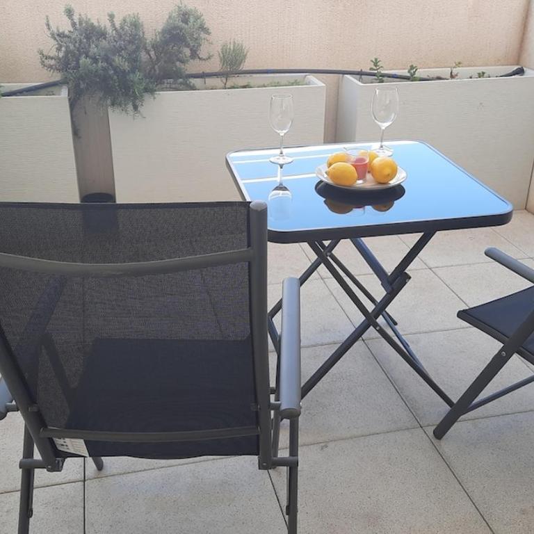 Appartement cosy et lumineux avec belle terrasse, à deux pas du tram Sabines - Appartement 1 Chambre - 7