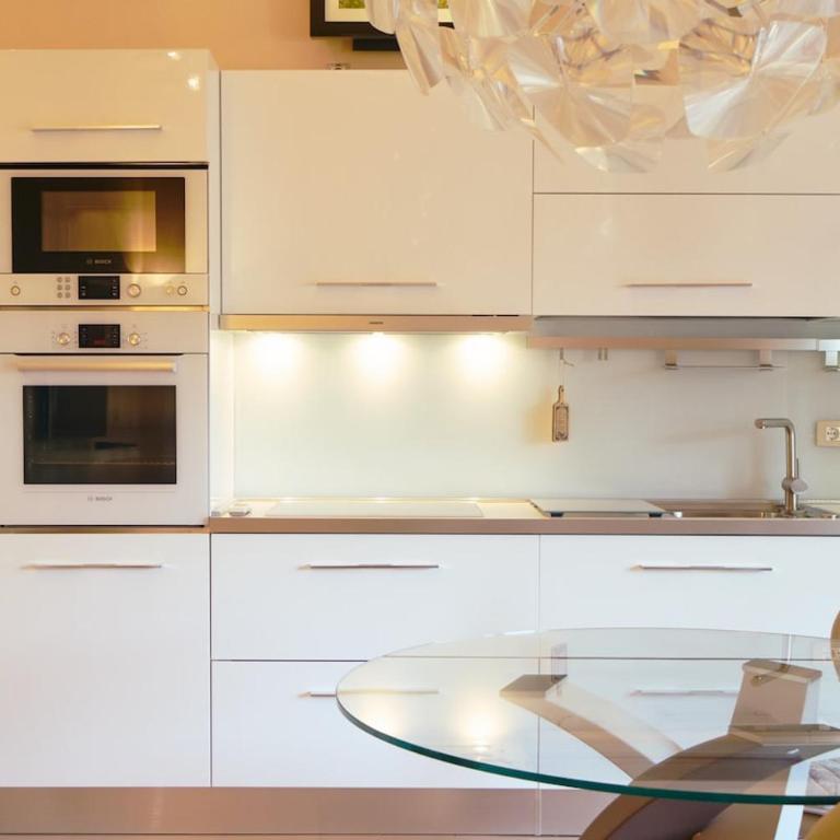 Azur White - One-Bedroom Apartment - 3