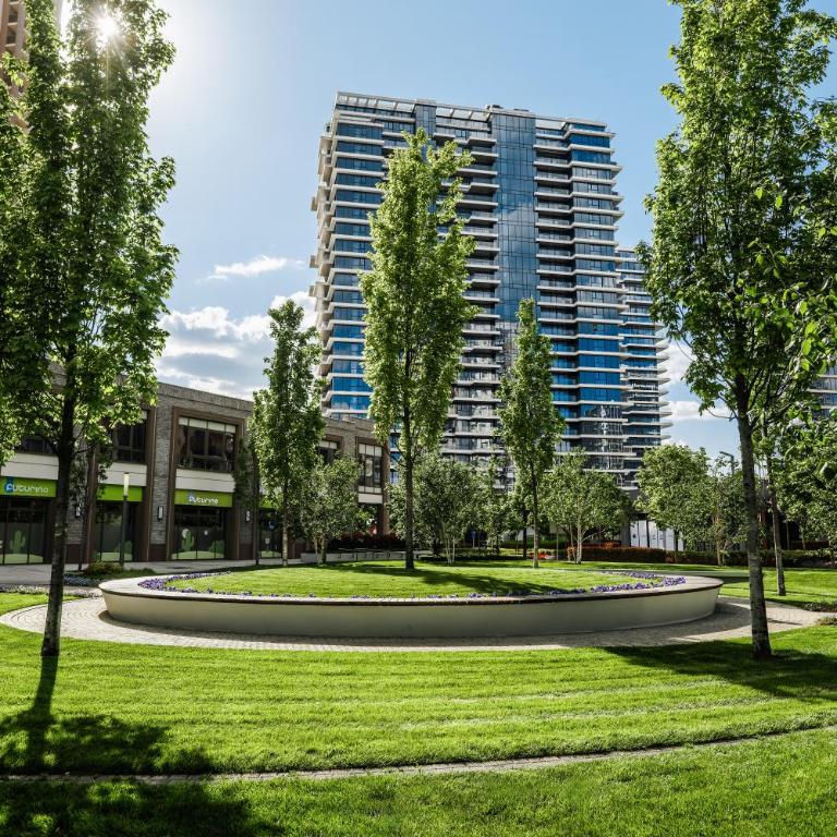 WF Pulse Riverview with Terrace and Free Parking - Two-Bedroom Deluxe Apartment with Balcony - 44