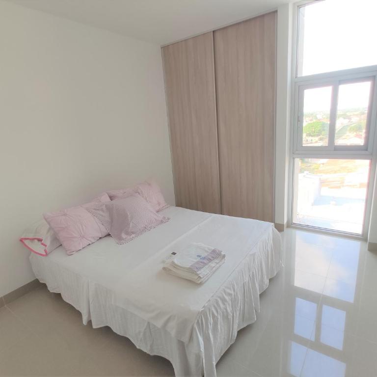 Familiar, Fresco y Relax Atlantis - Three-Bedroom Apartment - 2