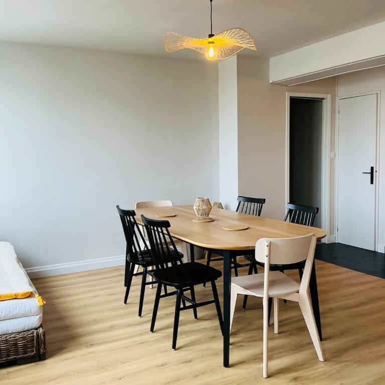 superbe appartement 3 chambres 5 min de la plage - Three-Bedroom Apartment - 8