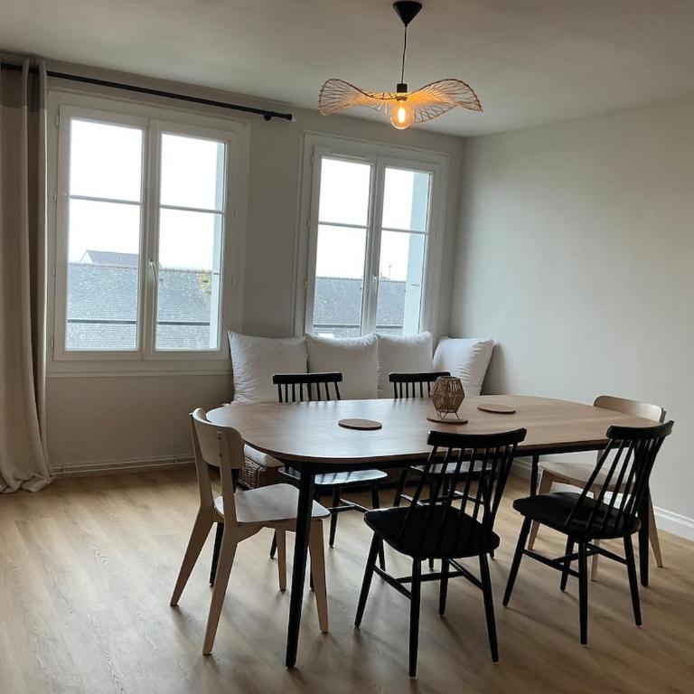 superbe appartement 3 chambres 5 min de la plage - Three-Bedroom Apartment - 19