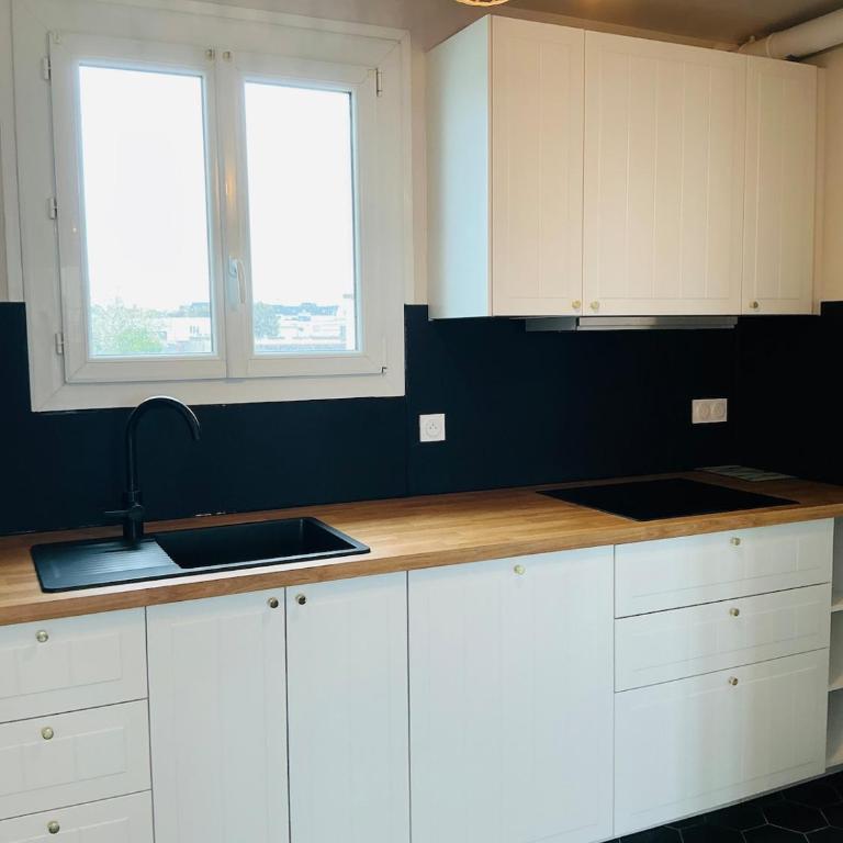 superbe appartement 3 chambres 5 min de la plage - Three-Bedroom Apartment - 22