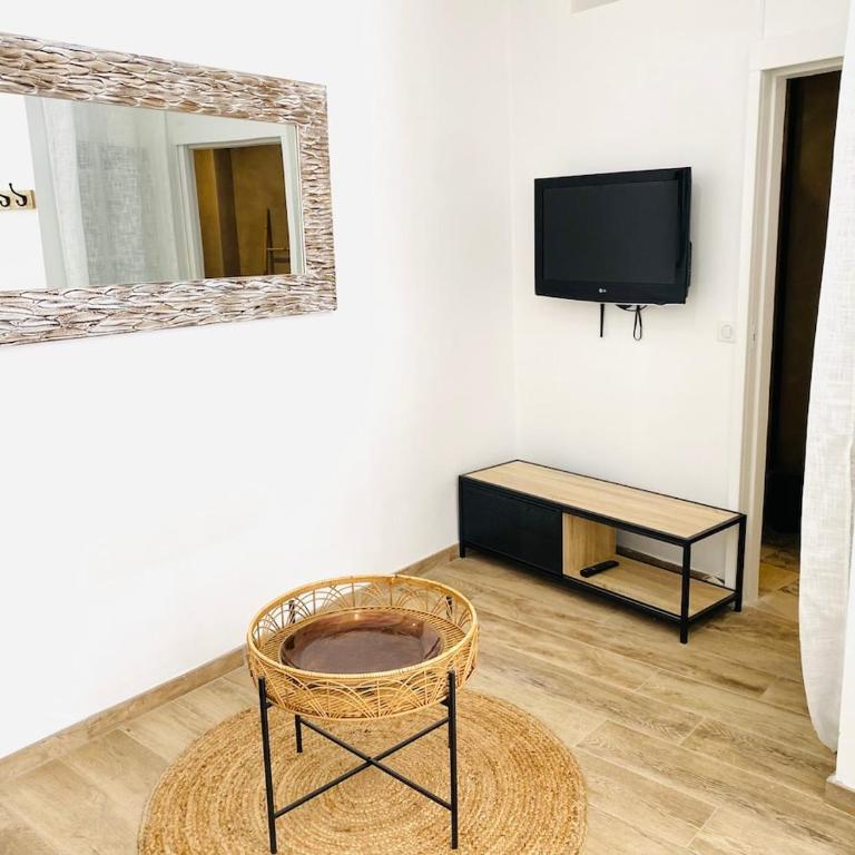 Studio chaleureux rénové au coeur du village - Standard Studio - 3