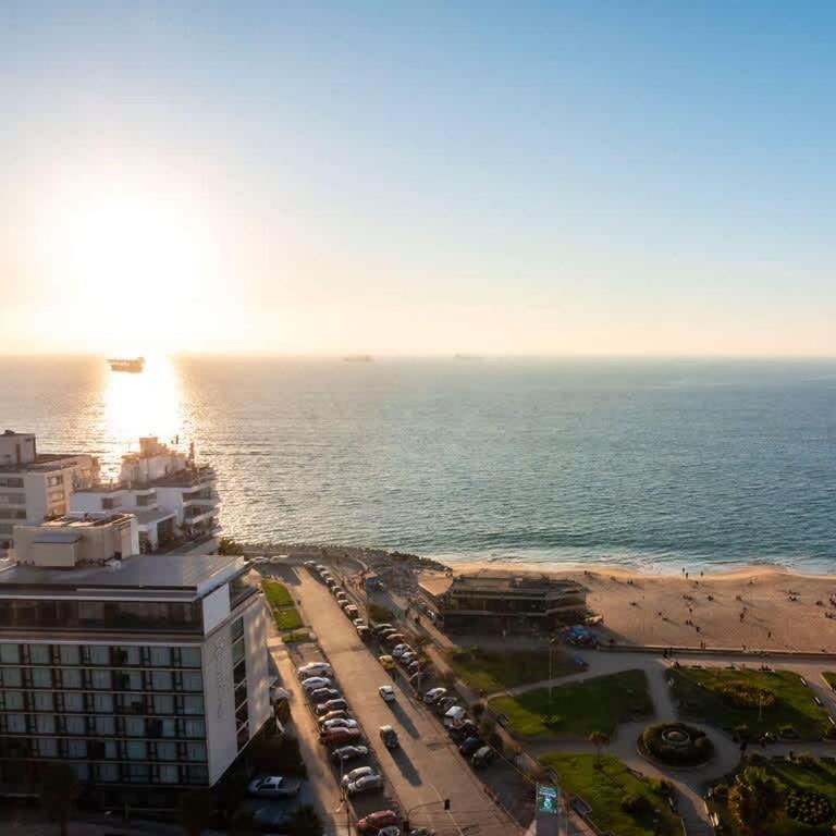 Costa Home - Vista Bahía Viña del Mar - Three-Bedroom Apartment - 10