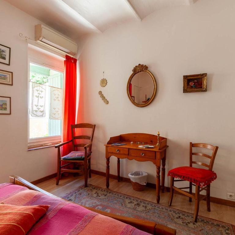 Les Citronniers - Standard Queen Room - 4