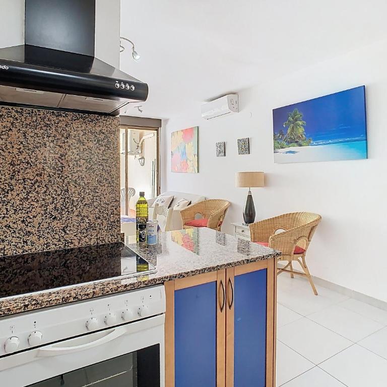 Apartamento urb La Felicidad, 200 m de la playa - Apartamento de 2 dormitorios con terraza - 8