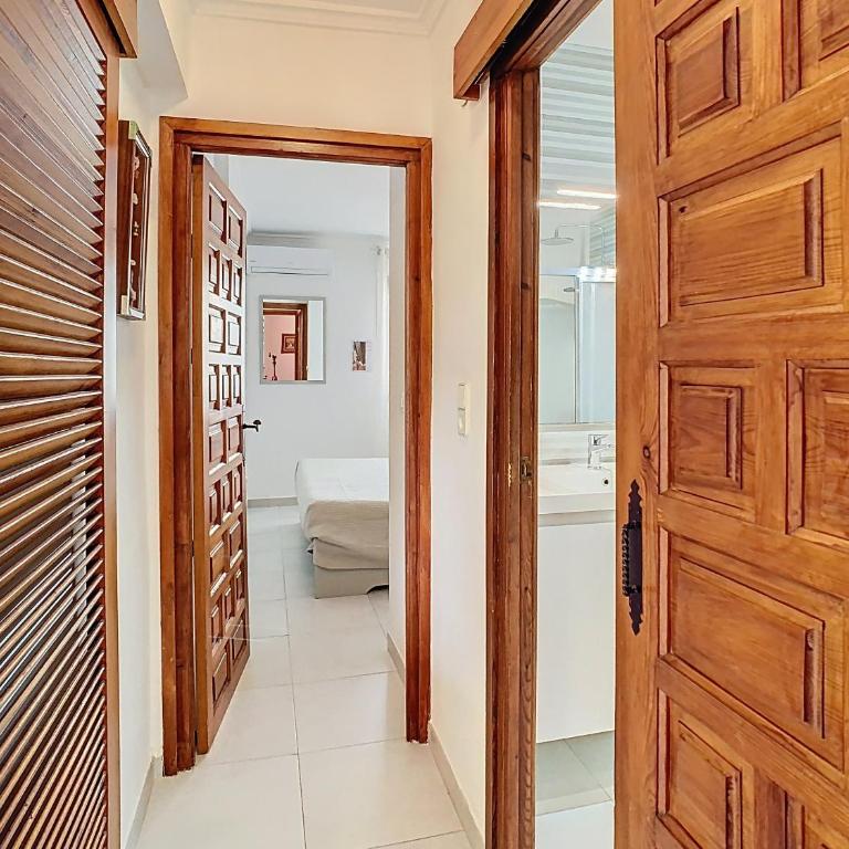 Apartamento urb La Felicidad, 200 m de la playa - Apartamento de 2 dormitorios con terraza - 21