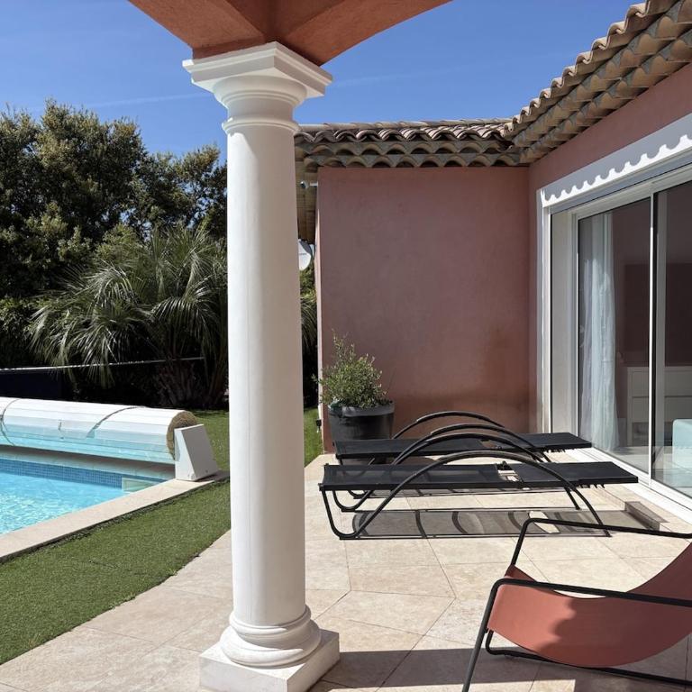 Villa avec piscine, 4 chambres, jardin, dans le massif des maures - Villa con Piscina Privata - 3