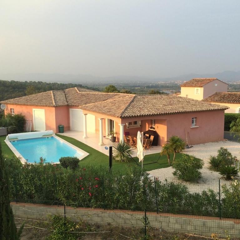 Villa avec piscine, 4 chambres, jardin, dans le massif des maures - Villa con Piscina Privata - 9