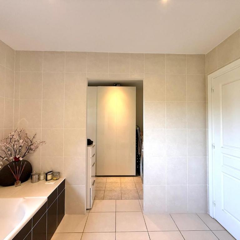 Villa avec piscine, 4 chambres, jardin, dans le massif des maures - Villa con Piscina Privata - 21