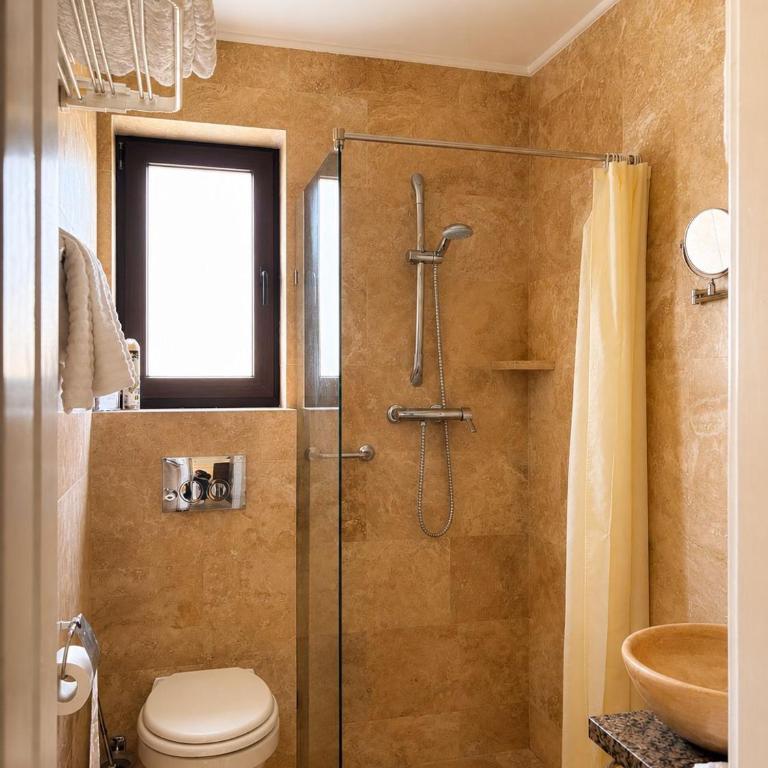 Transylvania Villa & Spa - Apartment mit 1 Schlafzimmer und Gartenblick - 3