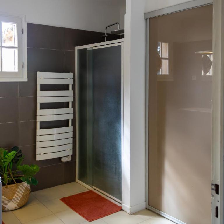 Charmante maison provençale au cœur du Golf d'Uzès - Maison 3 Chambres - 12