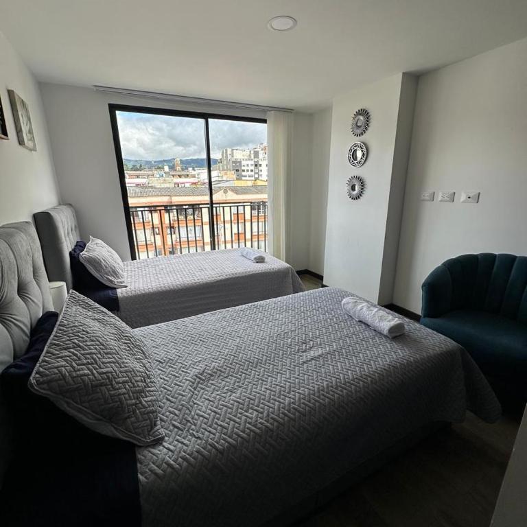 hermoso apto con balcon en Unicentro wifi cocina parqueadero - Three-Bedroom Apartment - 78