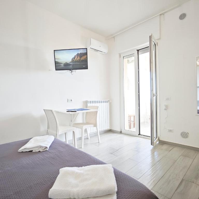 Casamare - Monolocale Queen - 24