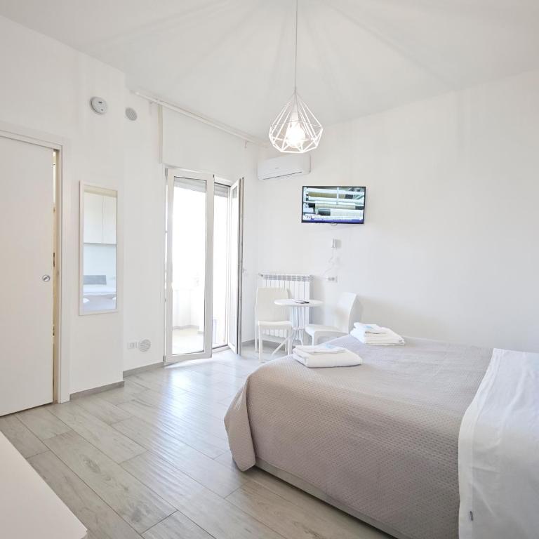 Casamare - Camera Matrimoniale con Balcone e Vista Mare - 11