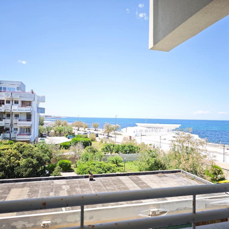Casamare - Camera Matrimoniale con Balcone e Vista Mare - 21