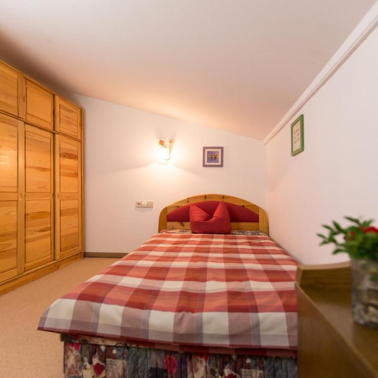 Hotel Sonnleiten - Familienzimmer mit Balkon - 1