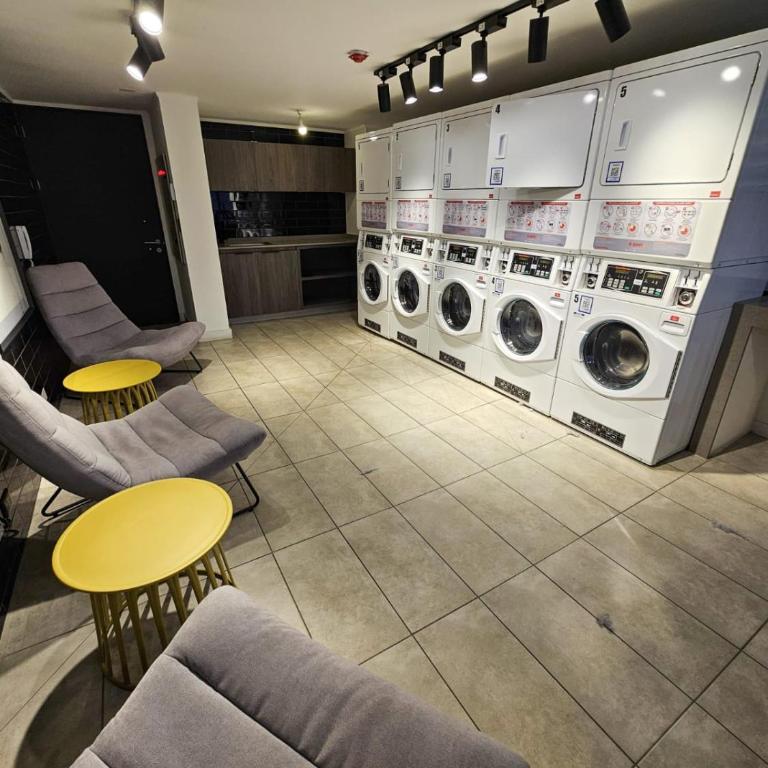 Universidad de Chile Hospital Apartment with Parking - One-Bedroom Apartment - 4