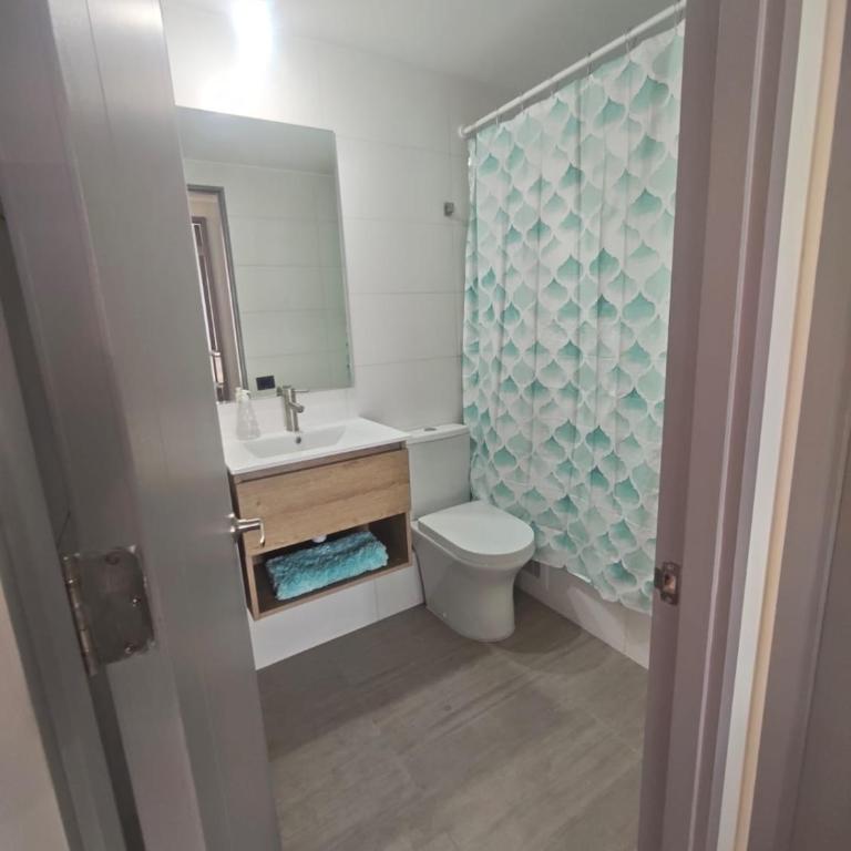 Departamento con estacionamiento cerca del metro y Wifi - Apartamento de 2 dormitorios - 24