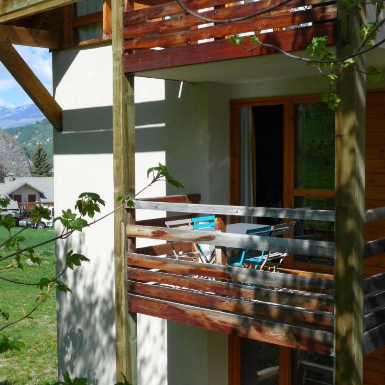 A27 Chalet du Galibier - Two-Bedroom Deluxe Apartment with Garden View - 1