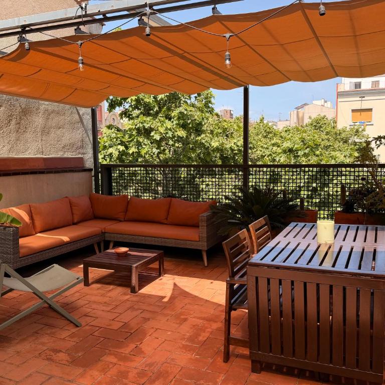 Cozy Duplex with Terrace in Gracia Square - Three-Bedroom House - 13