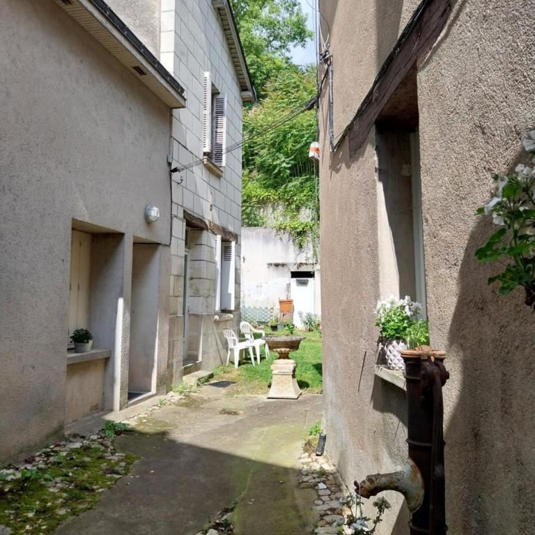 Cocon calme, 2 pièces Tours proche bord de Loire - Maison 1 Chambre - 6