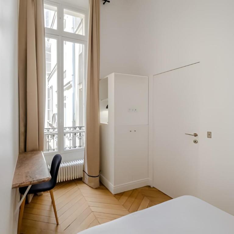 Appartement de standing 5 - tour Eiffel/Invalides - Appartement - 6