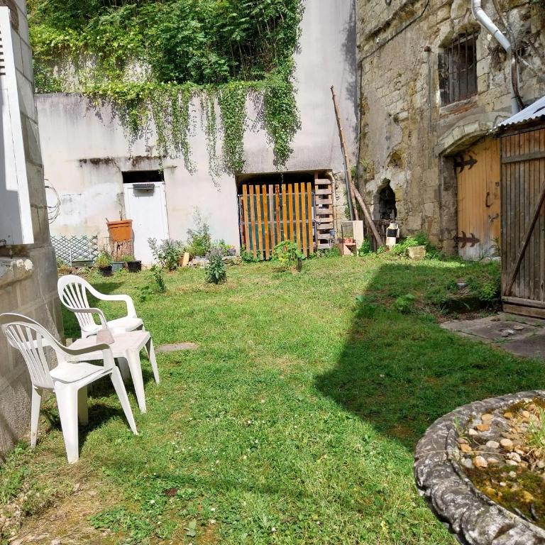 Cocon calme, 2 pièces Tours proche bord de Loire - Maison 1 Chambre - 4