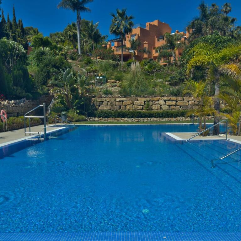 Alminar de Marbella 3D - Apartamento con vistas a la piscina - 5