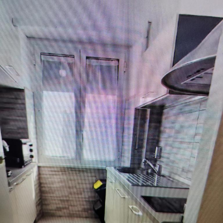 Stanza SE Roma - Appartamento Premium con 3 Camere da Letto - 4