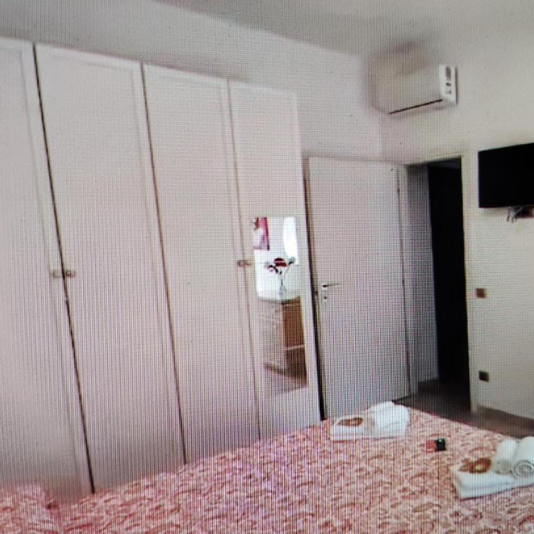 Stanza SE Roma - Appartamento Premium con 3 Camere da Letto - 6