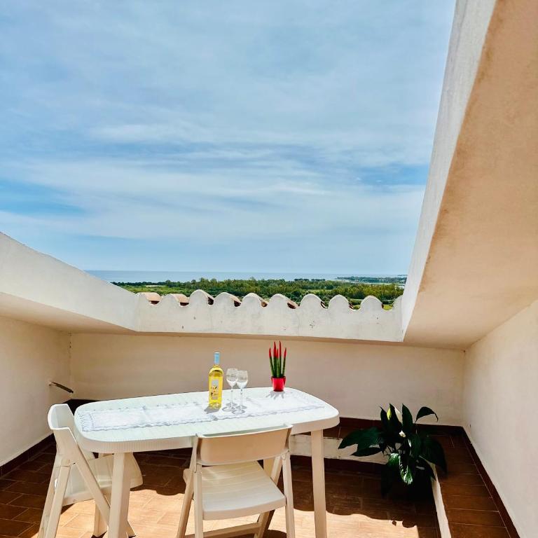 Pasendi - Two-Bedroom House - 1