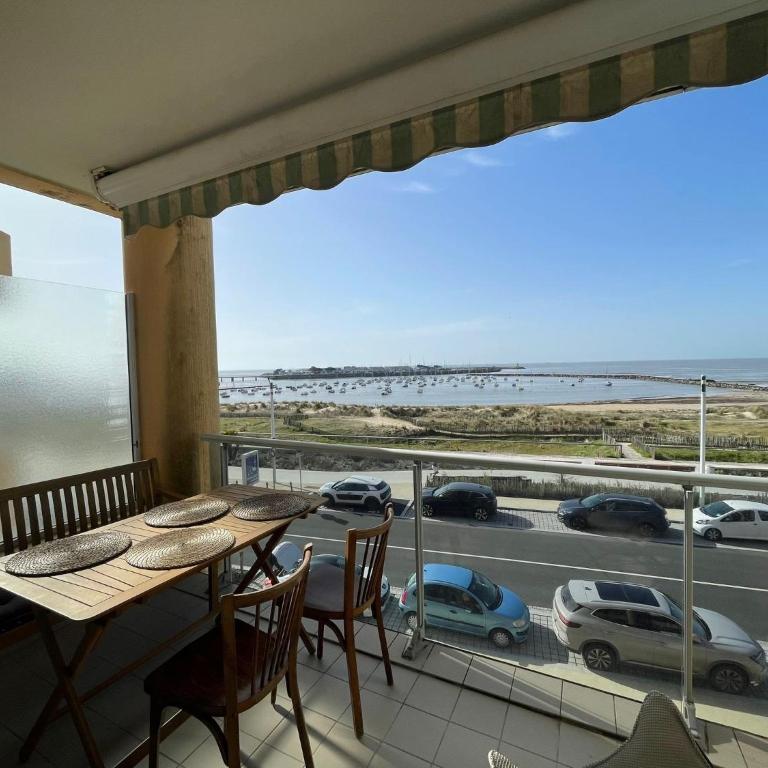 Appartement front de mer - Terrasse - Appartement 1 Chambre Supérieur avec Balcon - 26