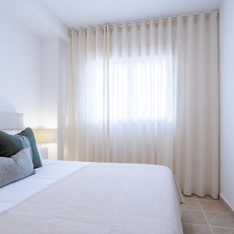 Delightfully Furnished Ground Floor 2 Bed Apartment in Casares Costa - Apartamento - 7