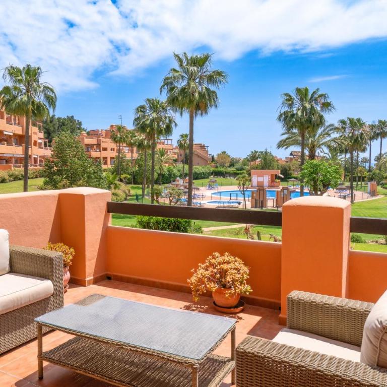 Delightfully Furnished Ground Floor 2 Bed Apartment in Casares Costa - Apartamento - 16