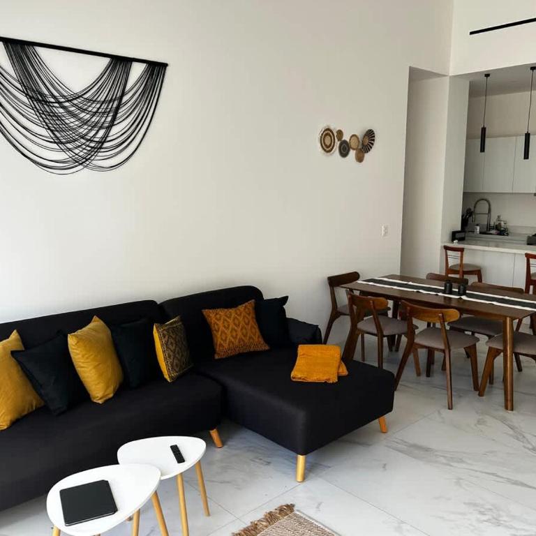 Condo walking distance to the Beach and Marina - Apartamento - 4