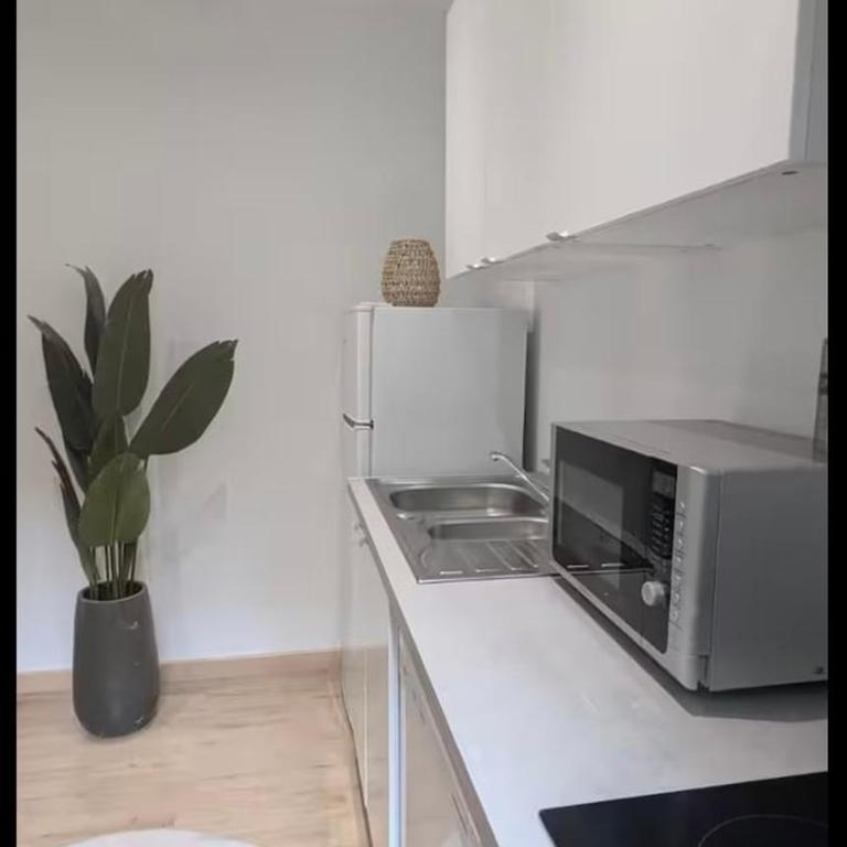 1-bedroom apartment - Private patio - Air conditioning - Les Halles neighborhood - Appartement 2 Chambres - 13