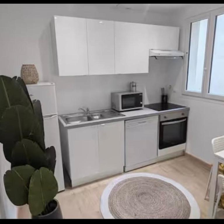 1-bedroom apartment - Private patio - Air conditioning - Les Halles neighborhood - Appartement 2 Chambres - 15