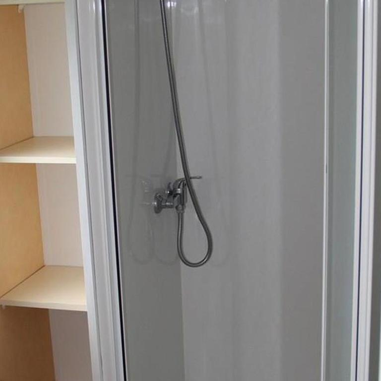 Mobil home pour 5 pers., animaux OK - API-1-52-2382 - Mobilheim - 5