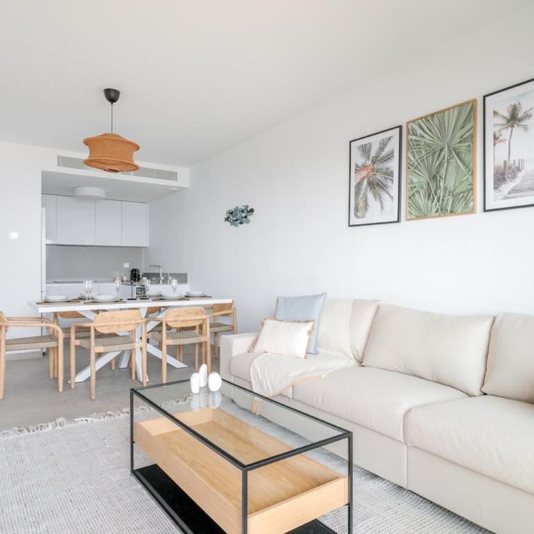 Sea View, Private jacuzzi, Pool, 15 min airport - Two-Bedroom Apartment - 11