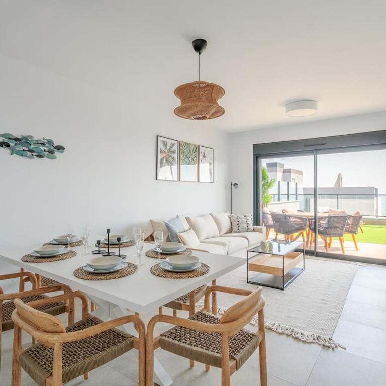 Sea View, Private jacuzzi, Pool, 15 min airport - Two-Bedroom Apartment - 16