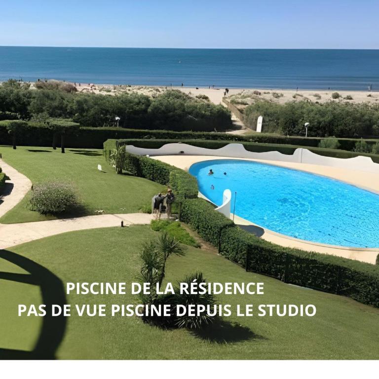 Studio 4 pers, 1ère ligne, Piscine, Vue mer latérale - Apartamento Estudio con vistas al mar - 4