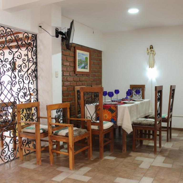 Hosting Home - Casa Bella - Habitación Triple Estándar - 10