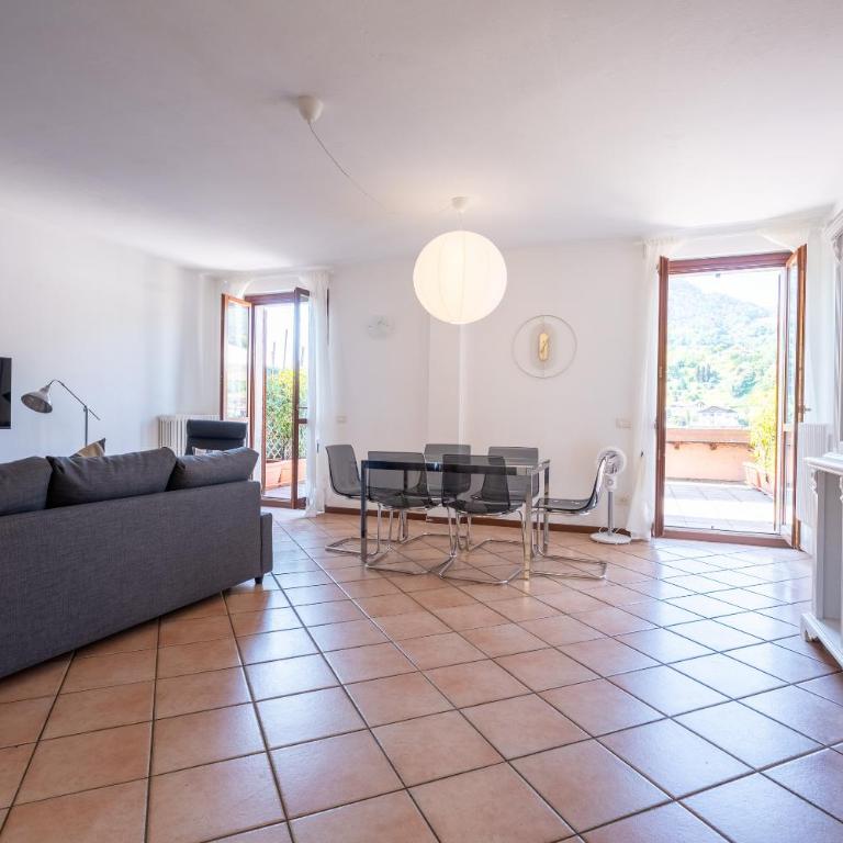 Sunny Apartment with Terrace - Appartamento - 4