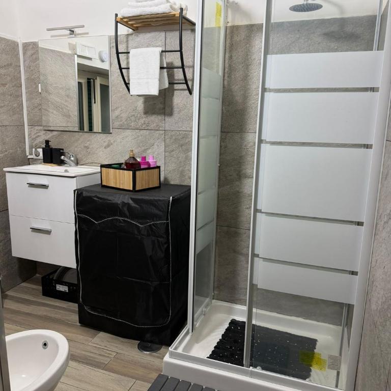 House Black 15 - One-Bedroom Apartment - 14