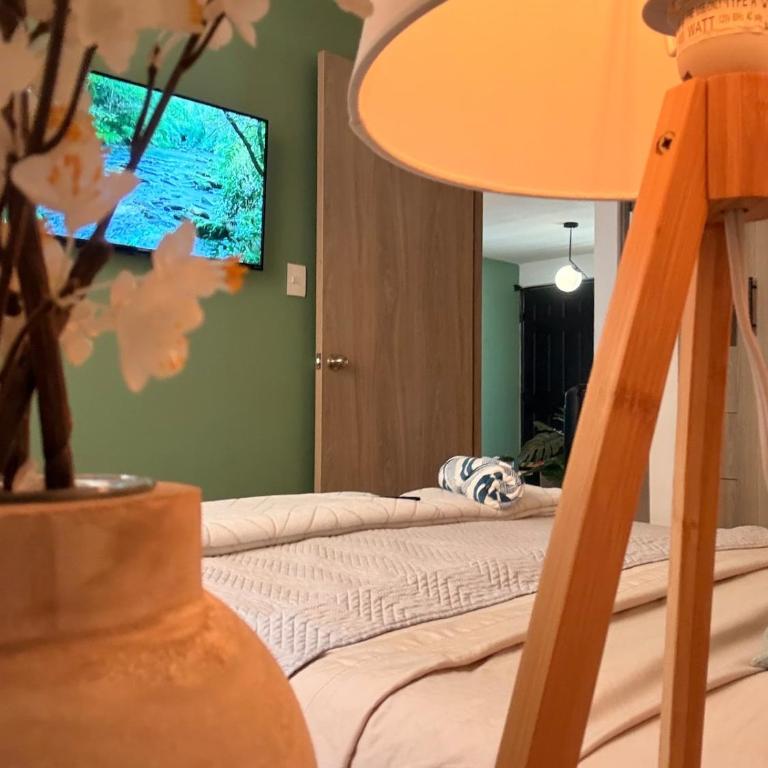 Depa tranquilo con estacionamiento y WiFi - Apartamento de 2 dormitorios - 2