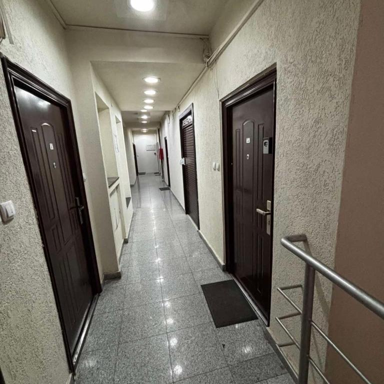 4 Rooms Apartments,free garage parking for motorcycles - Apartman sa 2 Spavaće Sobe - 2